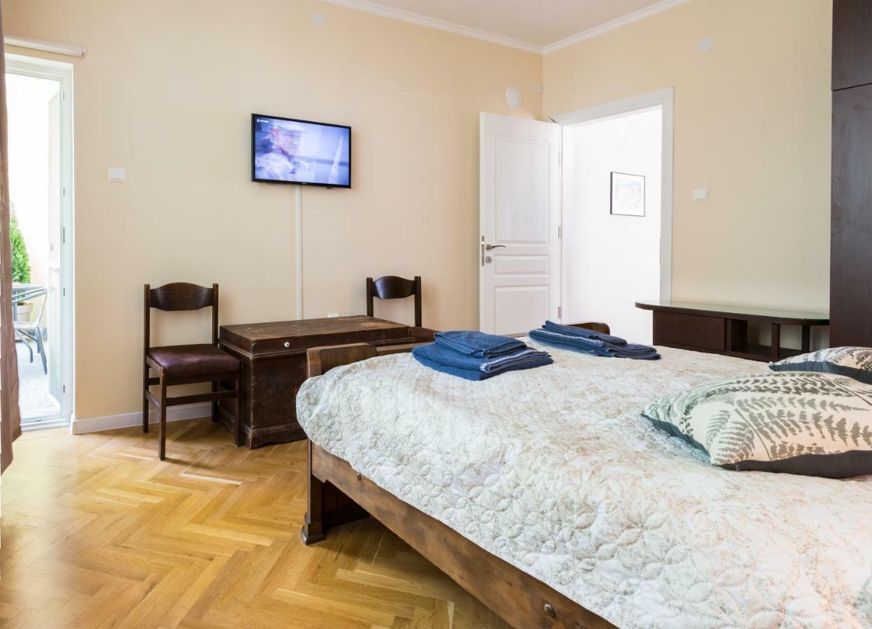 Bright And Cozy 2Bd Flat In Plovdiv City Centre By Flat Mаnager Екстер'єр фото